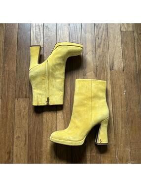 Sam Edelman Jaye Yellow Suede Block Heel Squared